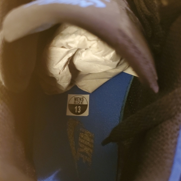 Nike men's sneakers size 13 they run small - Picture 10 of 10